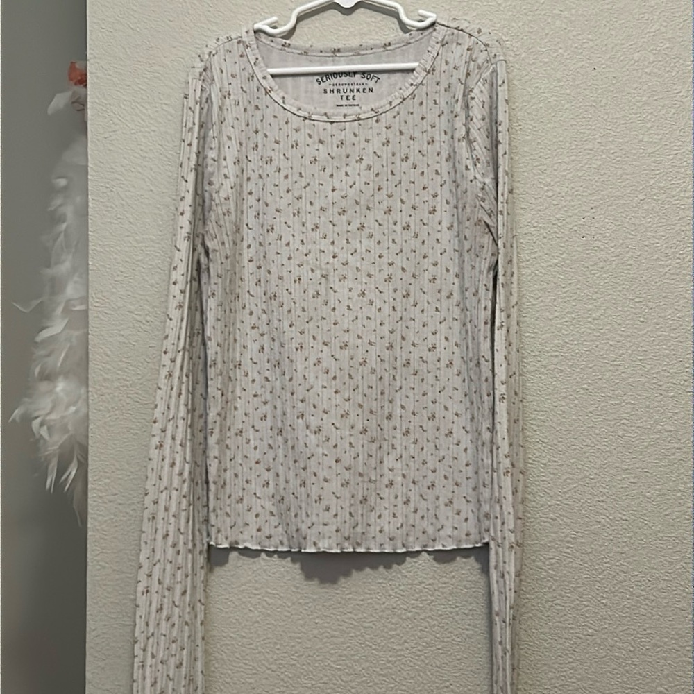 Long sleeve floral shirt